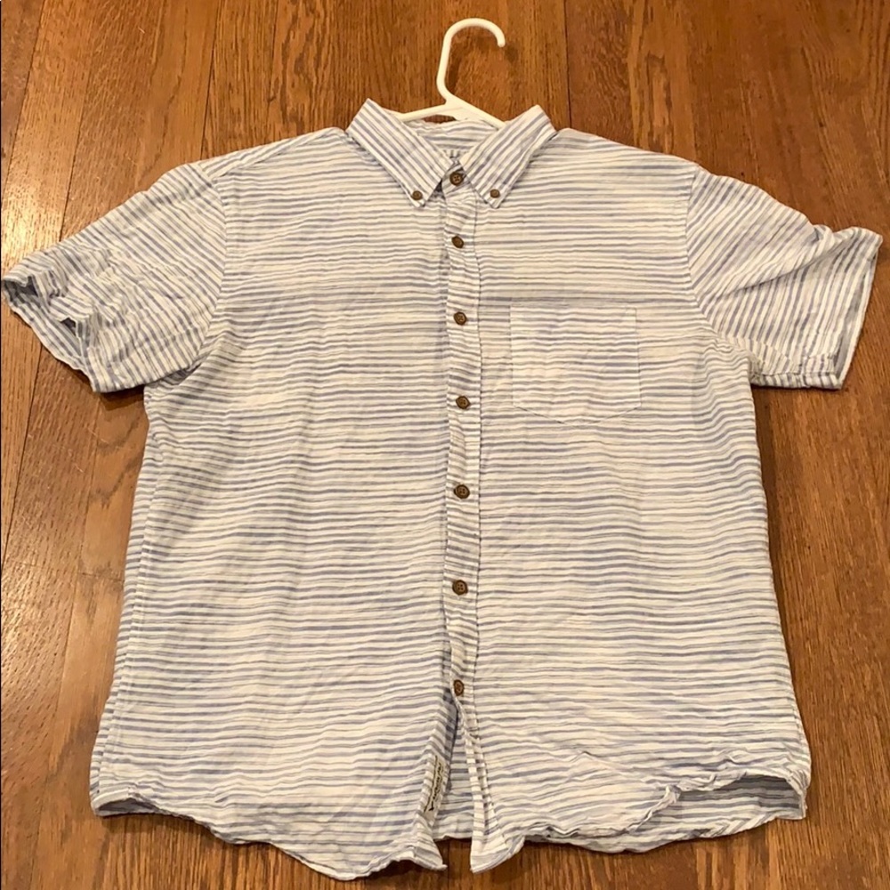 American Eagle Men’s Shortsleeved Button Up